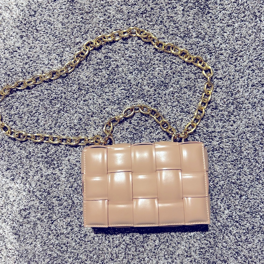 Blush quilted trendy bag! Never used! Gold hardware